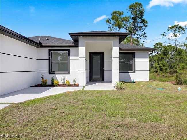 Photo - 1119 Earhart St E