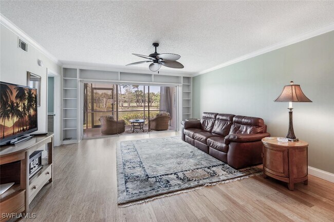 Photo - 4564 Andover Way Unidad 103D