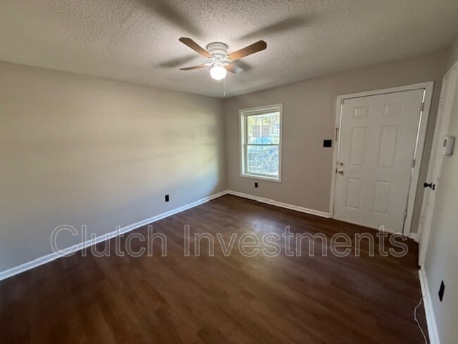 Photo - 2935 Briarwood Dr