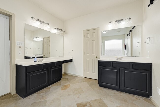 Photo - 13911 Blue Vista Dr