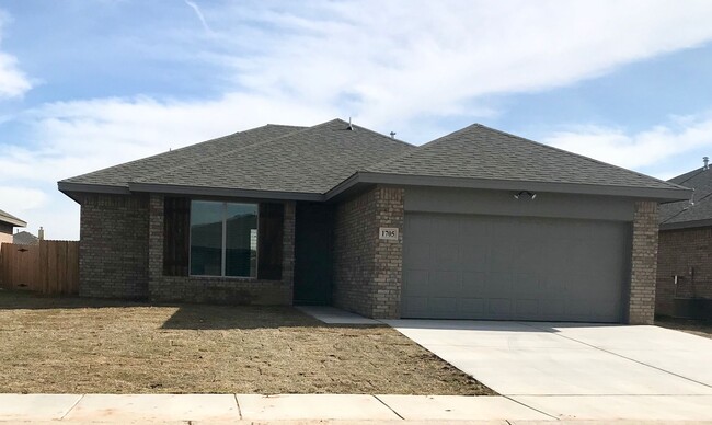 Beautiful Home! Available October 10th! - Beautiful Home! Available October 10th!