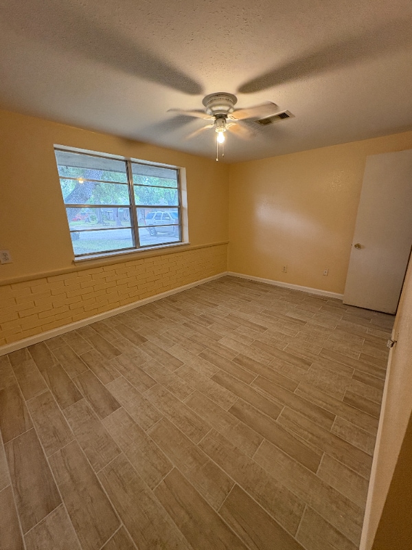 Photo - 8935 Altamont Dr