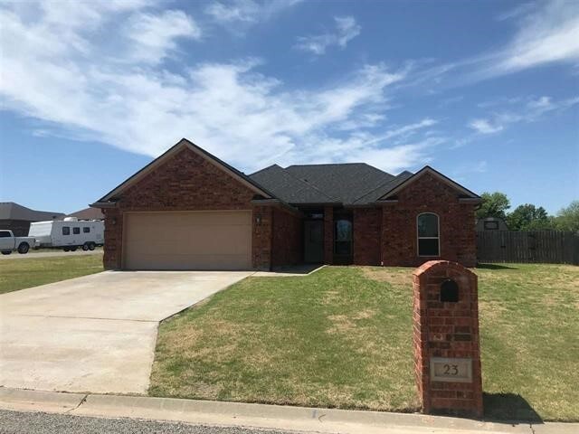 Photo - 23 NE Summerwood Dr House