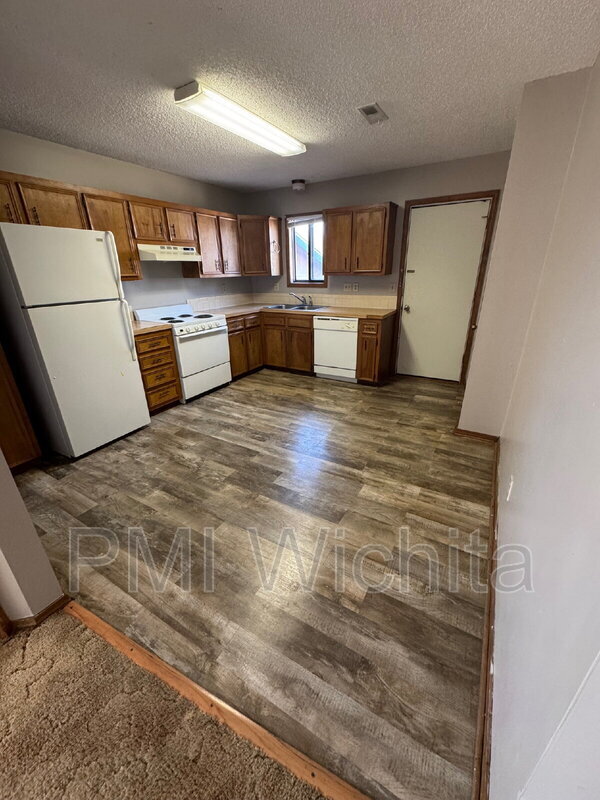 Photo - 206 N Osage Rd