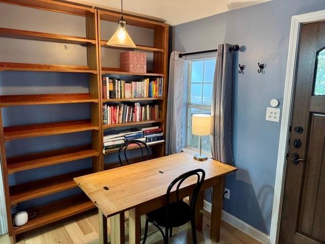 Photo - 4214 Bellvue Ave