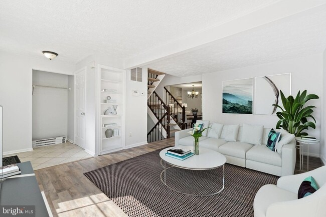 Photo - 3618 Wharf Ln