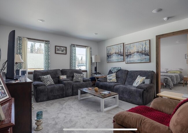 Living Room - 415 E 5th Ave Unit A