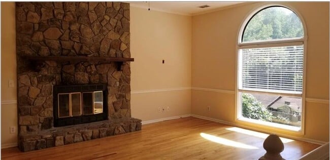 Photo - 3386 Shorelake Dr