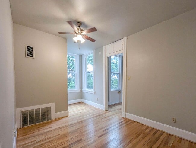 Photo - 24 Conklin St Unidad 2