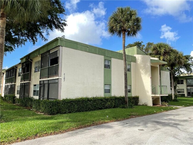 Building Photo - 4167 NW 90th Ave Unit 202