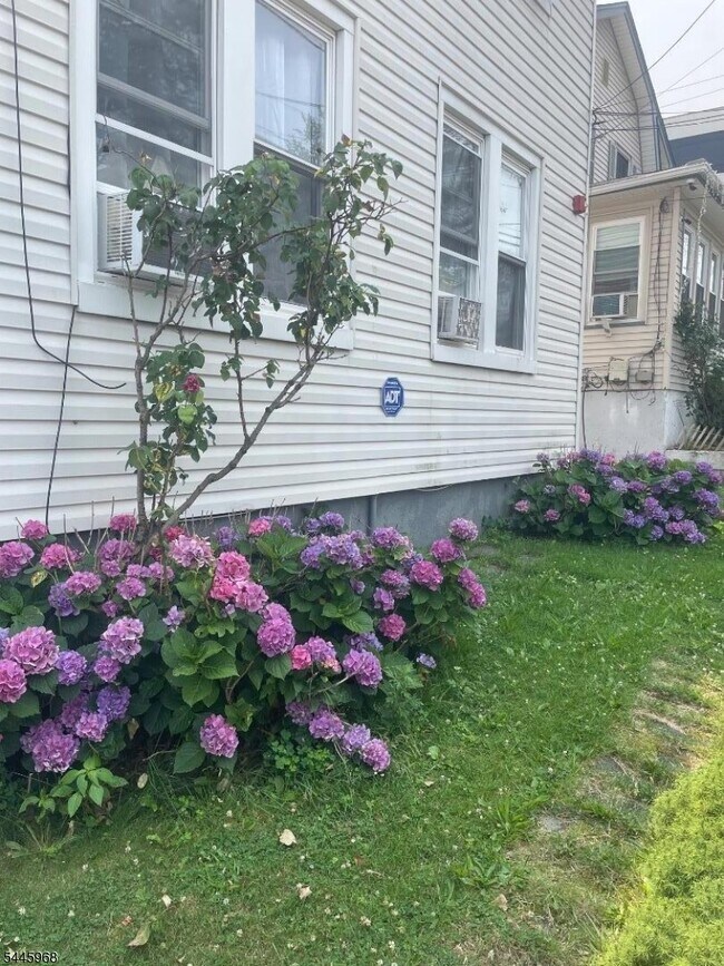 122 Buffalo Ave