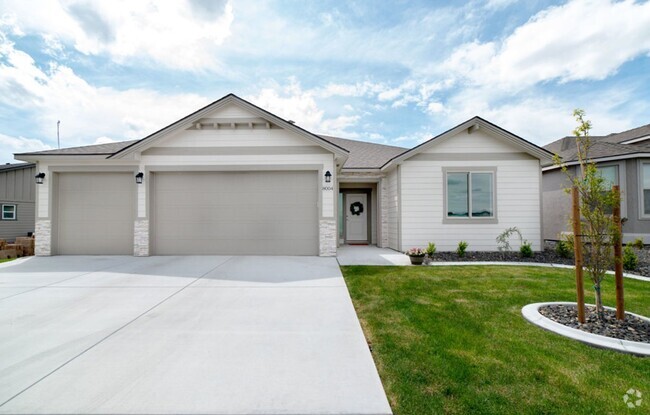 Building Photo - Beautiful Rambler Rental