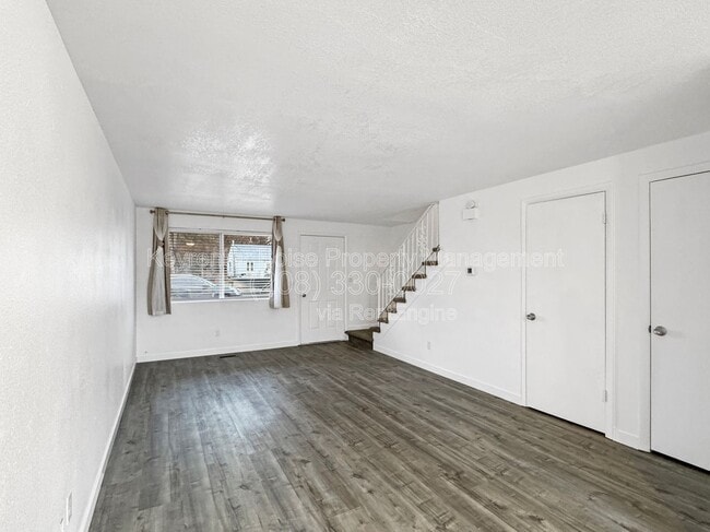 Photo - 4811 W Targee St