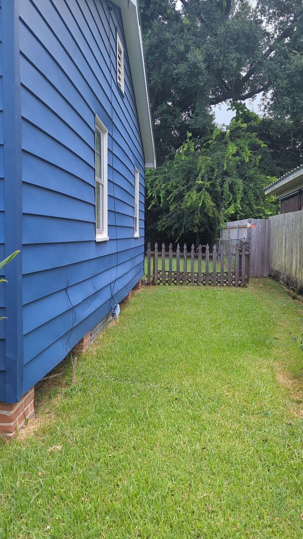 Photo - 324 St Joseph St
