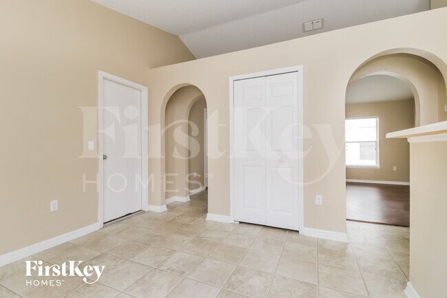 Photo - 2684 Whispering Trails Dr