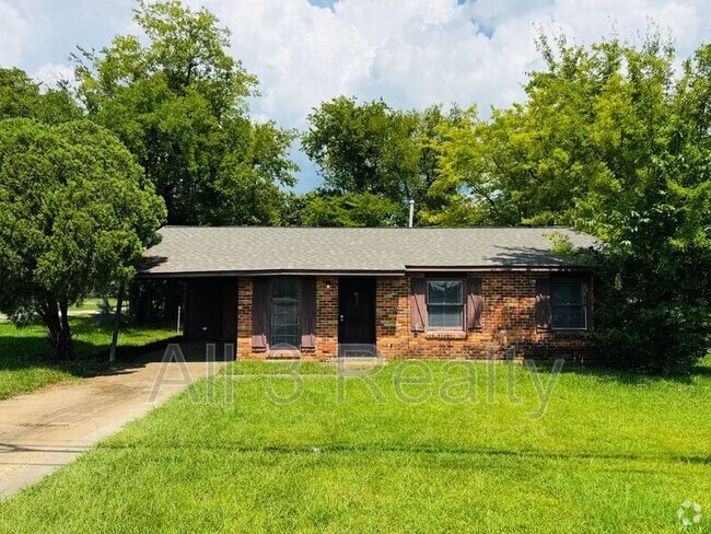 Building Photo - 5001 Mobile Hwy Rental