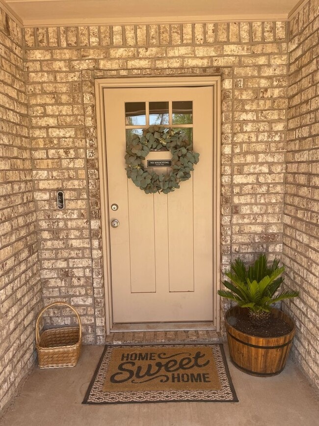 Photo - 3/2/2 Built in 2021!  Ready for Move in!