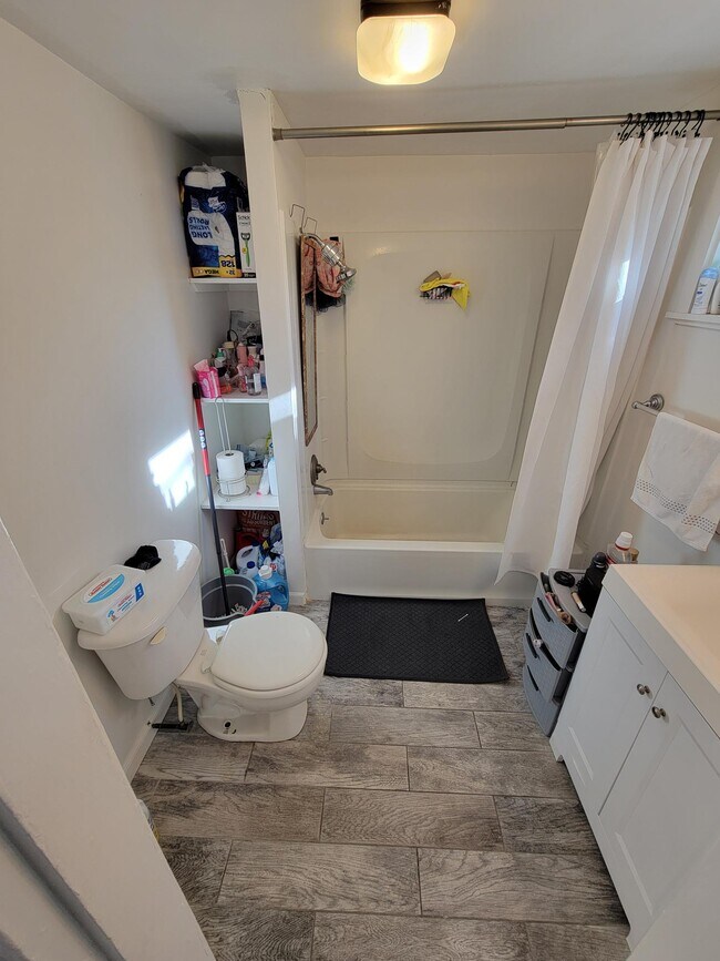 Photo - 177 Winthrop Rd