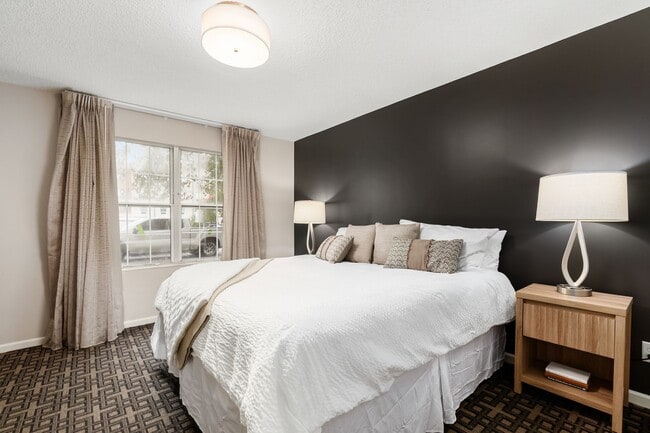 Photo - ReVi Worthington Crossing