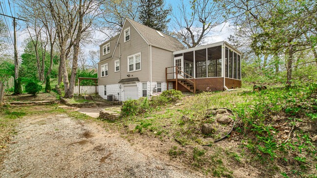 Photo - Miller Beach Living – Walk to the Lake!
