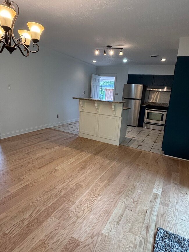 Photo - NATIONAL  HILLS