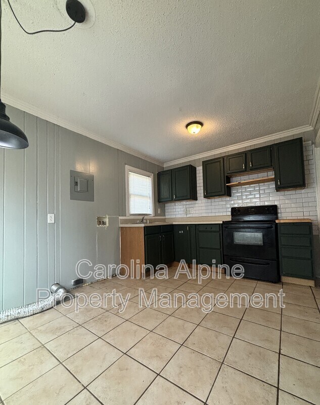 Photo - 2721 Phillips Ave