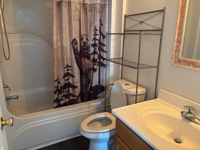 Photo - 2 br 1 ba Duplex