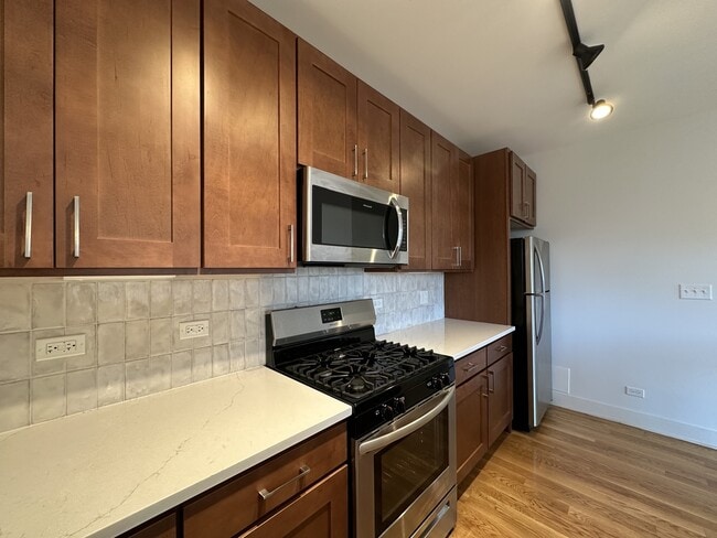 Photo - 2740 N Spaulding Ave Unit 803