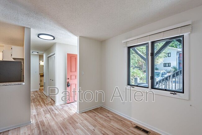 Photo - 104 Glenn Bridge Rd Unit D-15