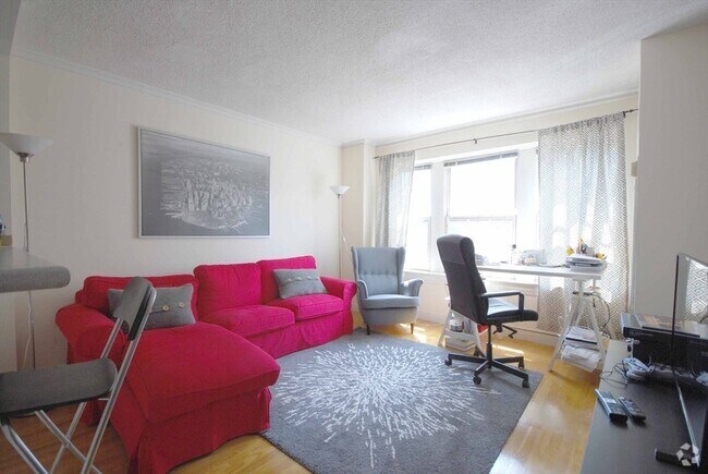 Building Photo - 534 Beacon St Unit 403 Rental