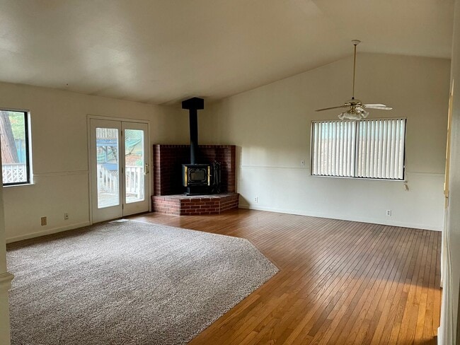 Photo - Great family home in Alta Sierra