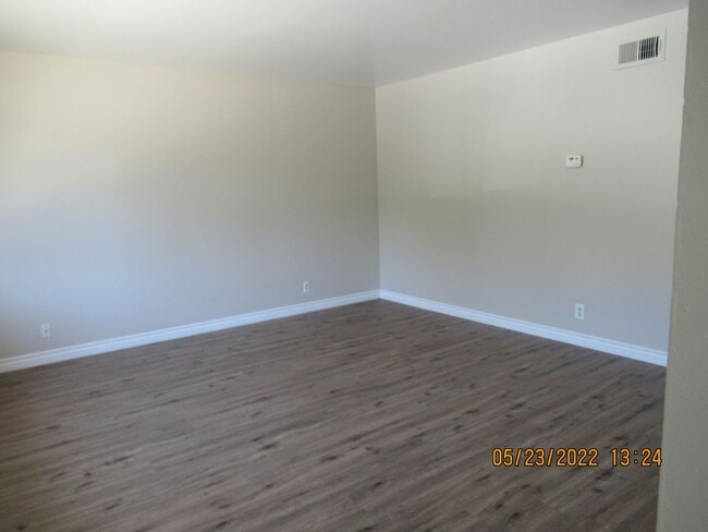 Photo - 908 E Cypress Ave Unit 900