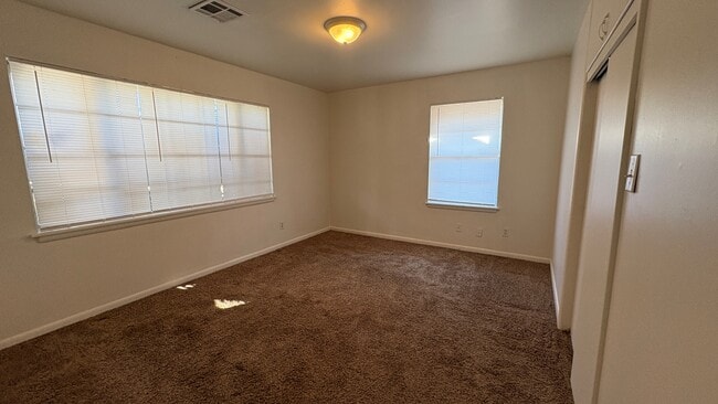 Photo - 1612 SW 61st St