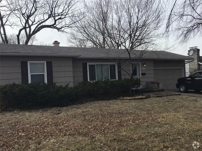 Building Photo - COMING SOON! - Newly Renovated 3Bd, 2Bth i... Rental