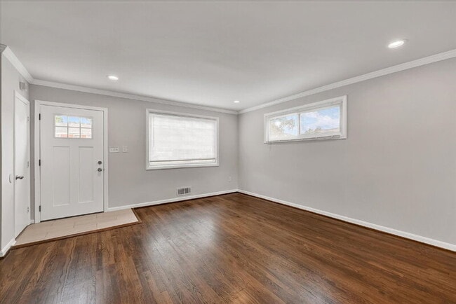 8611 Ellen Ct