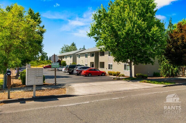 Crystal Springs Apartments