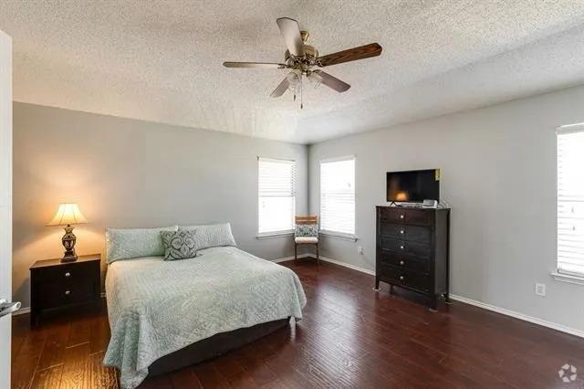 Building Photo - 6312 Baltic Ave Unit 6312 Baltic Avenue Rental
