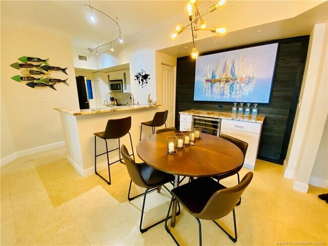 Photo - 815 NW Flagler Ave Unit 204