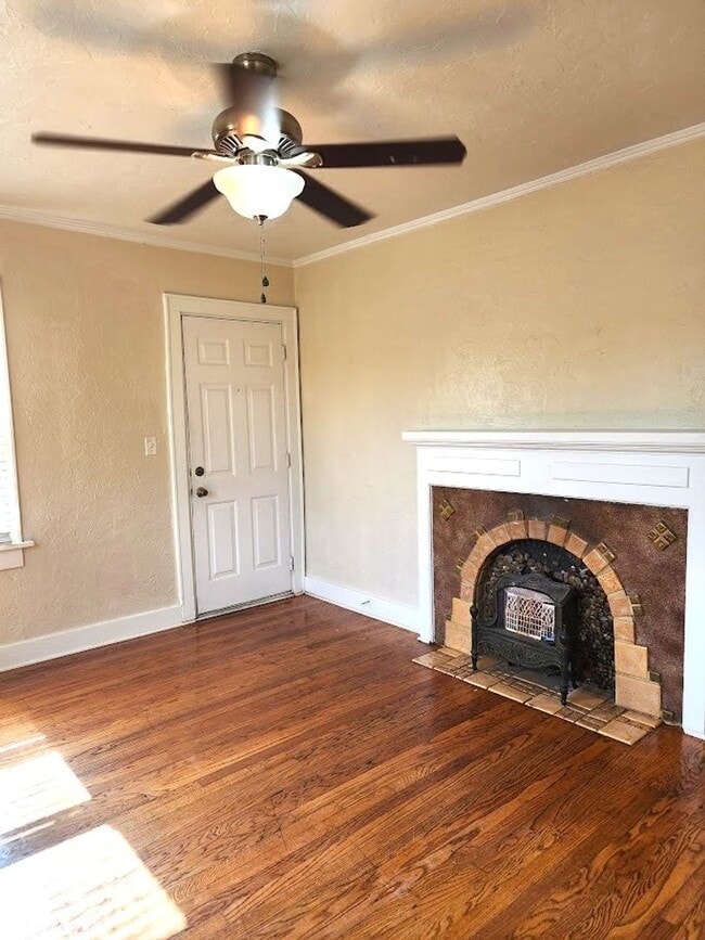 Photo - 1403 N Miller Blvd Unit 2705 NW 13th St-Garage Apt