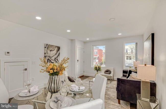 Photo - 2717 Sherman Ave NW