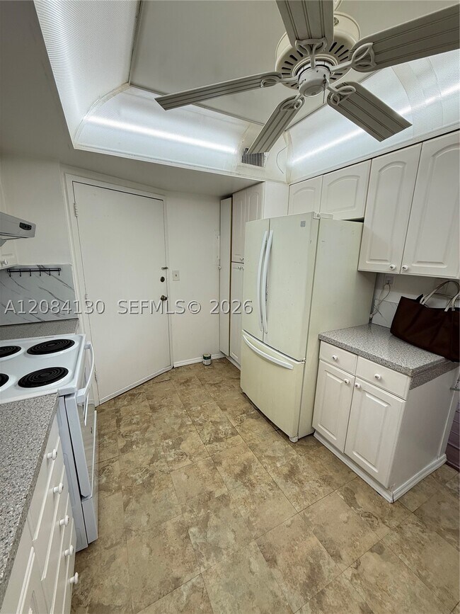 Photo - 1351 NE Miami Gardens Dr Unit 1425E