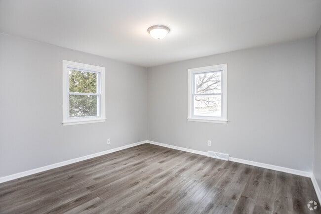 2BR, 1BA