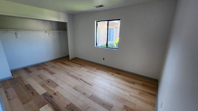 Photo - 580 Bent River Rd