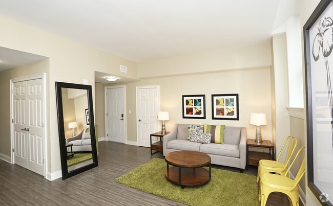 Interior Photo - The Grand on Ann