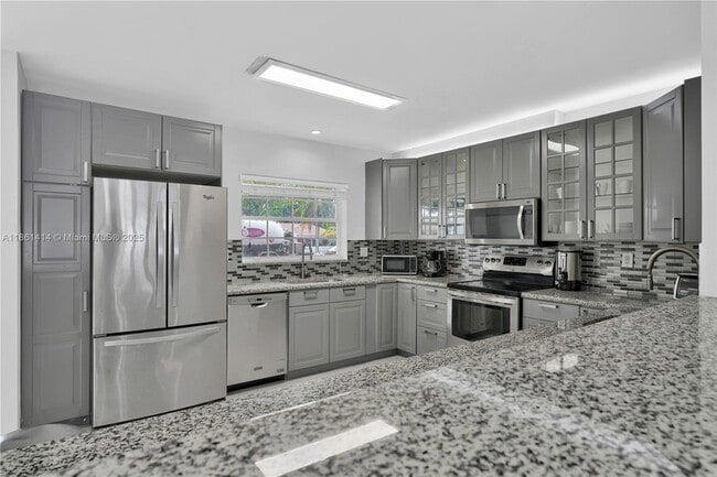 Photo - 1081 NE 179th St