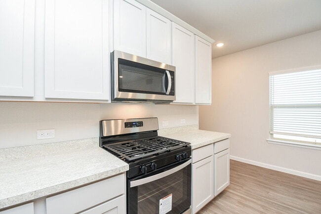 Photo - 16493 Moss Ln