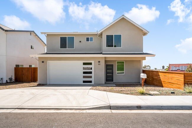 Photo - 182 S 66th St Casa