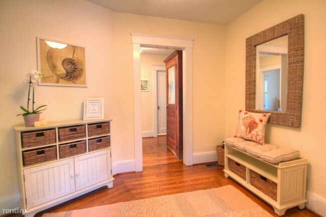 Photo - 5 br, 3 bath House - 3618 Villa Escondido