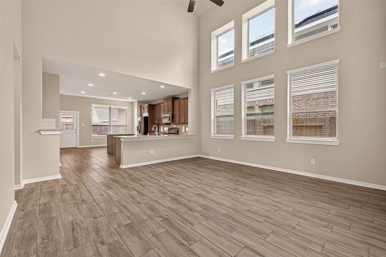 Photo - 10549 Wild Chives