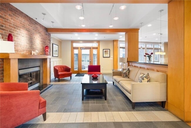 Photo - 1000 Providence Pl Unit 322